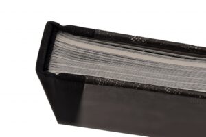 право гръбче на твърда корица