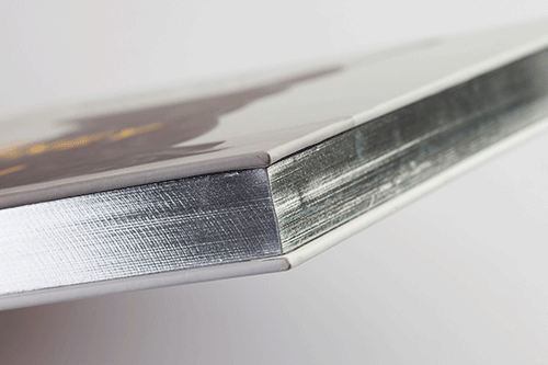 Marbled, patterned, gilded …  Which outer edge style do you want?